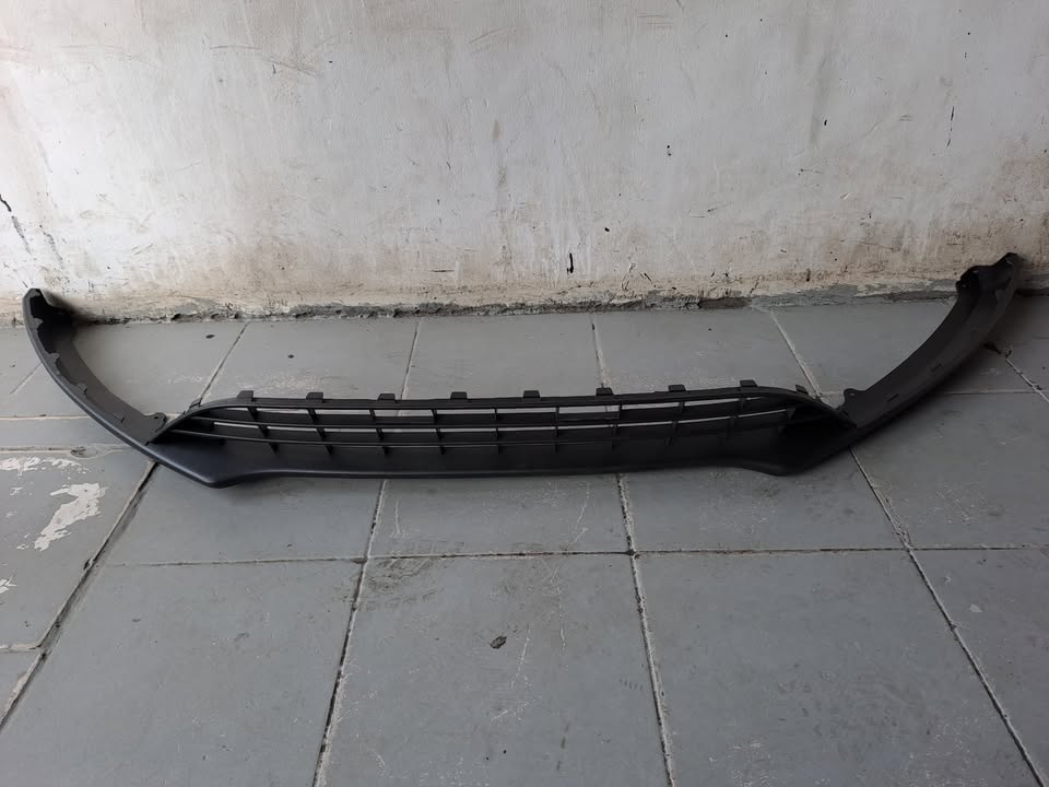 Lower Bumper Ford Focus 15-18 - Private Seller Lower Bumper Ford Focus 15-18 - Private Seller