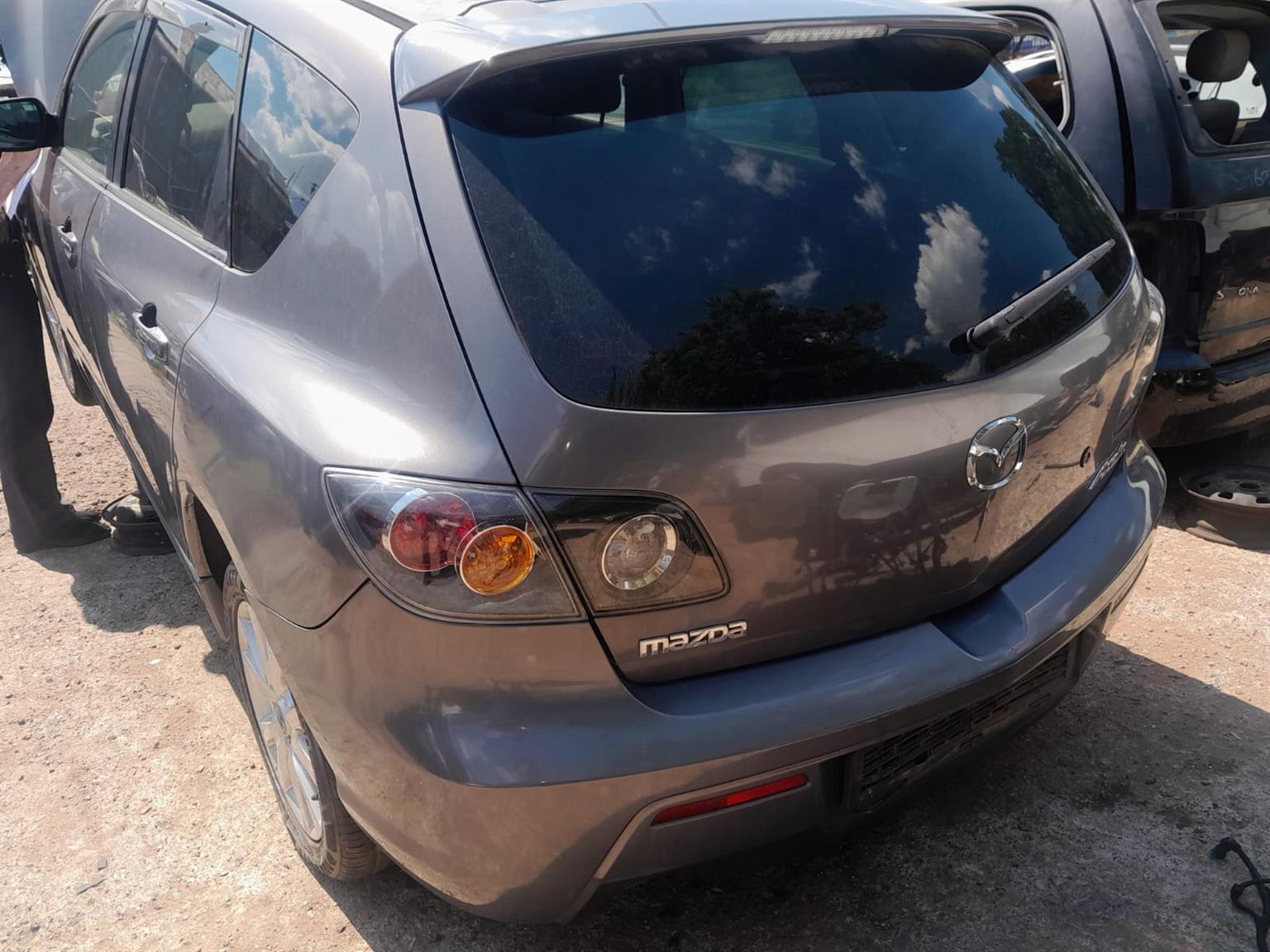 MAZDA 3 AXELA 2.0 PETROL / AUTOMATIC – FOR STRIPPING - Private Seller MAZDA 3 AXELA 2.0 PETROL / AUTOMATIC – FOR STRIPPING - Private Seller