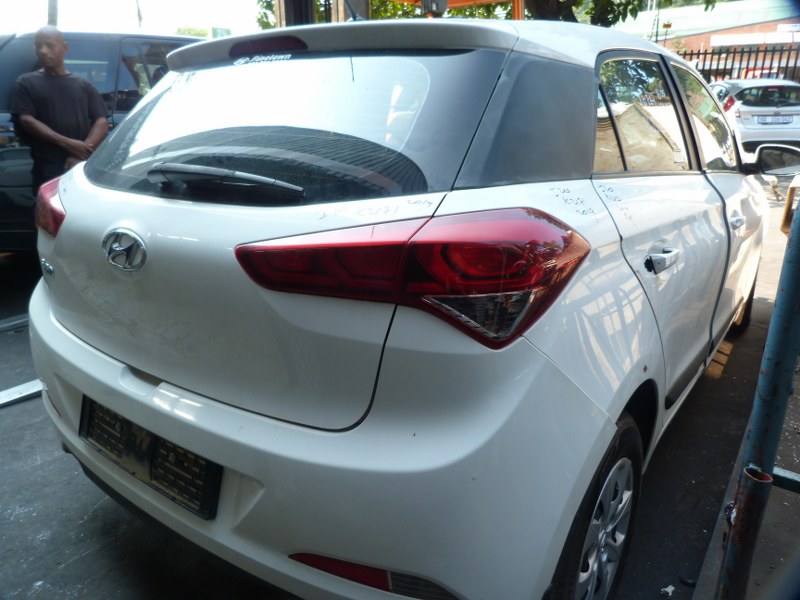 Hyundai i20 1.4 Motion AT White - 2018 STRIPPING FOR SPARES - Private Seller Hyundai i20 1.4 Motion AT White - 2018 STRIPPING FOR SPARES - Private Seller