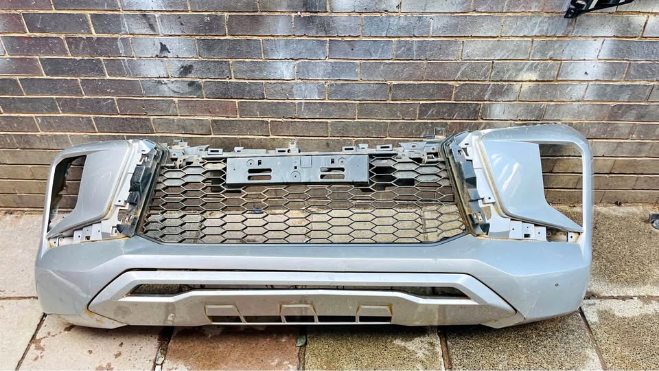 Mitsubishi L200/Triton bumper - Private Seller Mitsubishi L200/Triton bumper - Private Seller