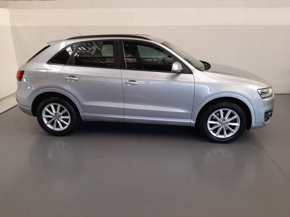 2015 AUDI Q3 2.0 TDi (103KW)