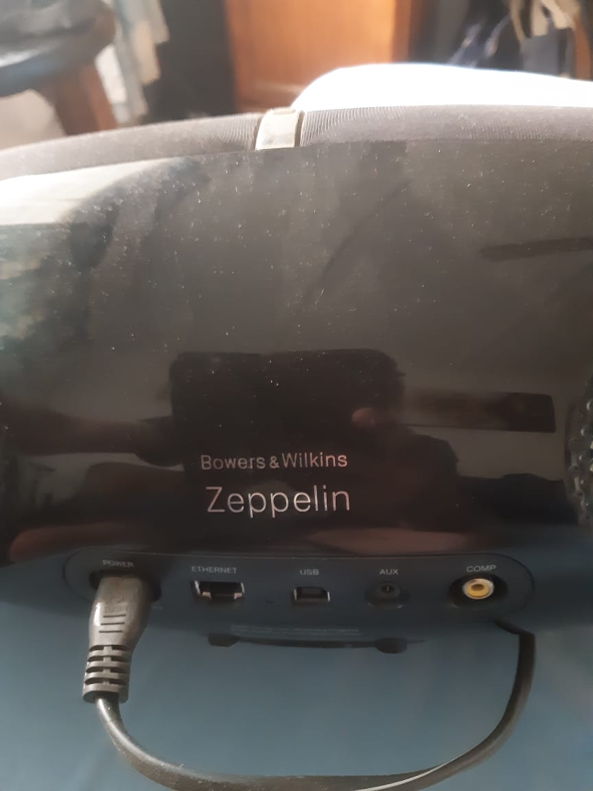 Zeppelin Wi-fi Speaker
