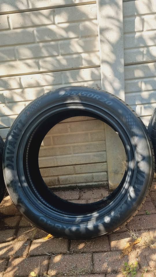 NEW DAVANTI 20 INCH TYRES