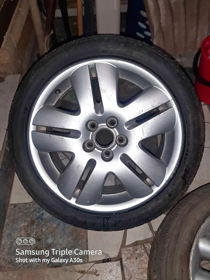 1 MAG AND TYRE
