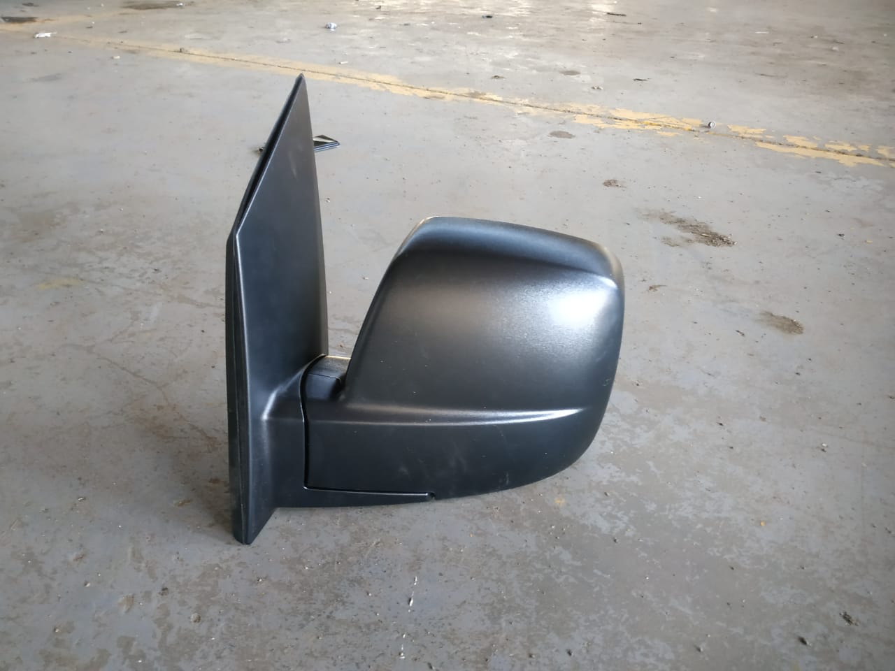 2012 Onwards Hyundai H1 / H-1 Left side mirror for sale - Private Seller