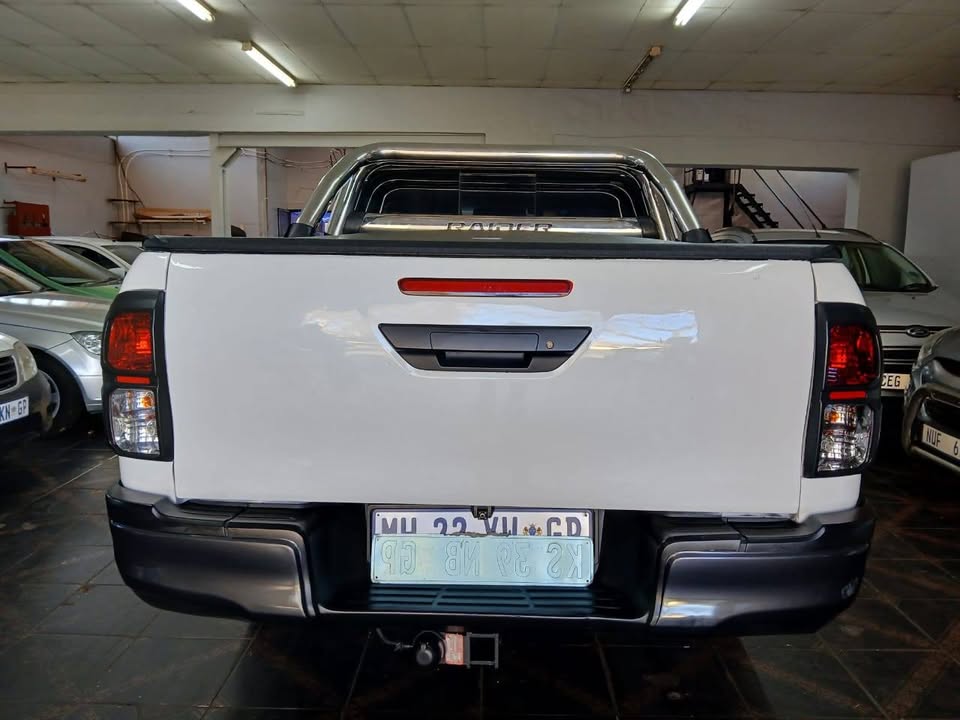 2019 Toyota Hilux 2.4GD6 Double Cab Manual 93000km. Mechanically Perfect with Reverse Camera,