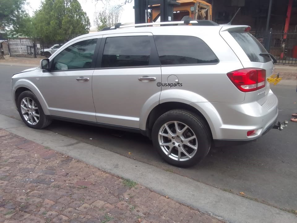2014 Dodge Journey 3.6 Auto — Breaking for Body Spare Parts 🚗🔧 - Private Seller