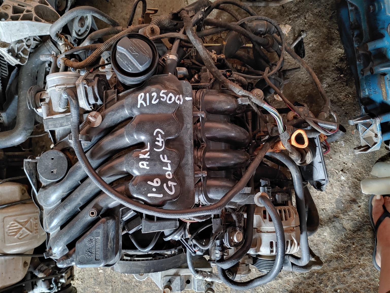 GOLF 4 1600 AKL ENGINE FOR SALE
