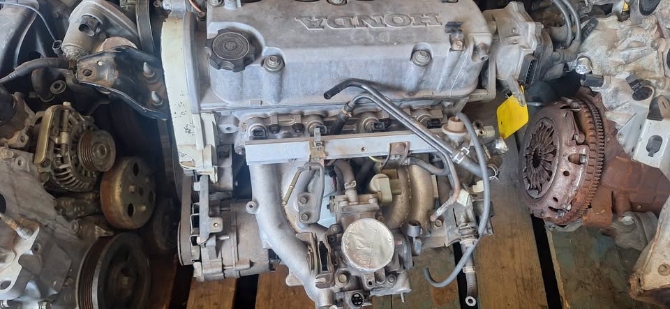 Honda civic engine available - Private Seller