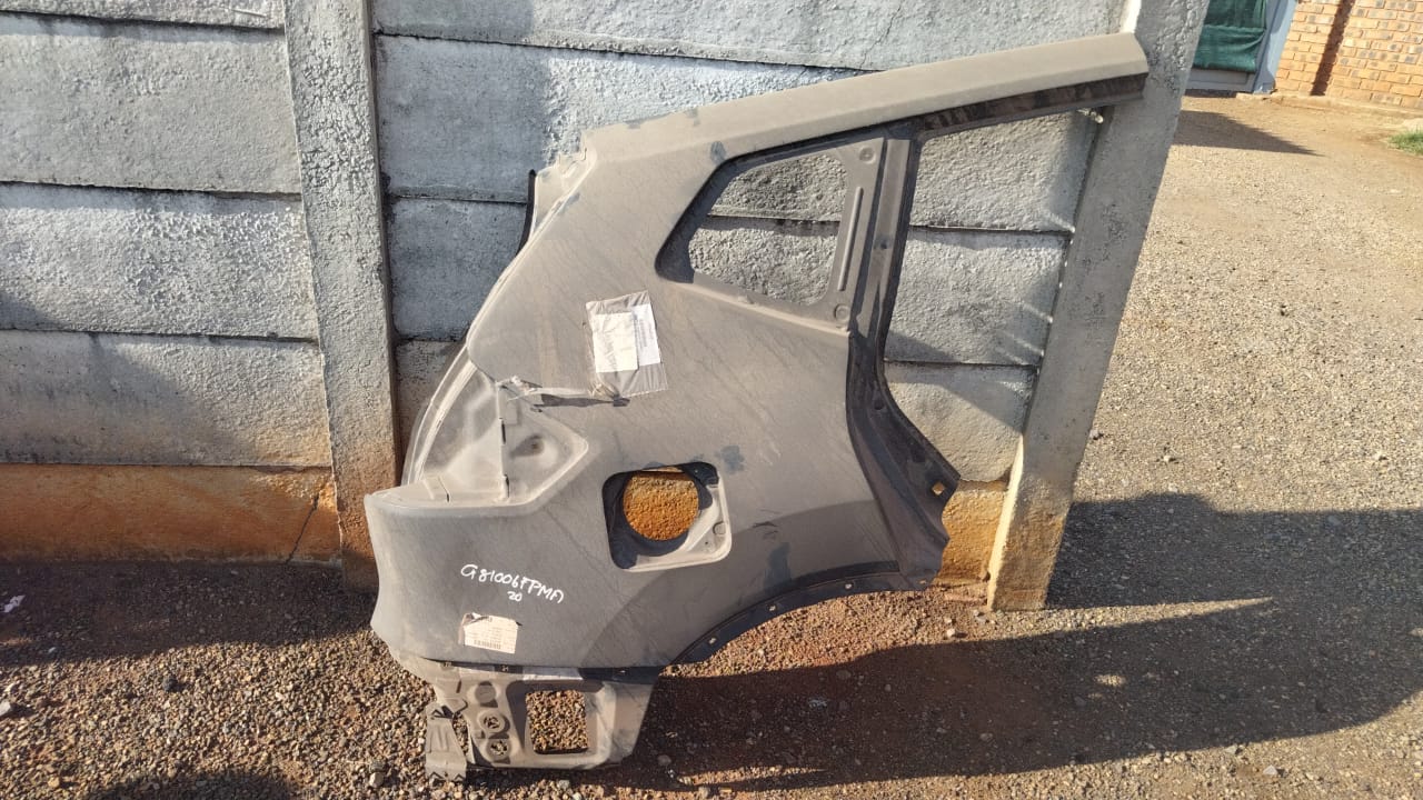 Nissan X-trail Right Rear FEnder - Private Seller