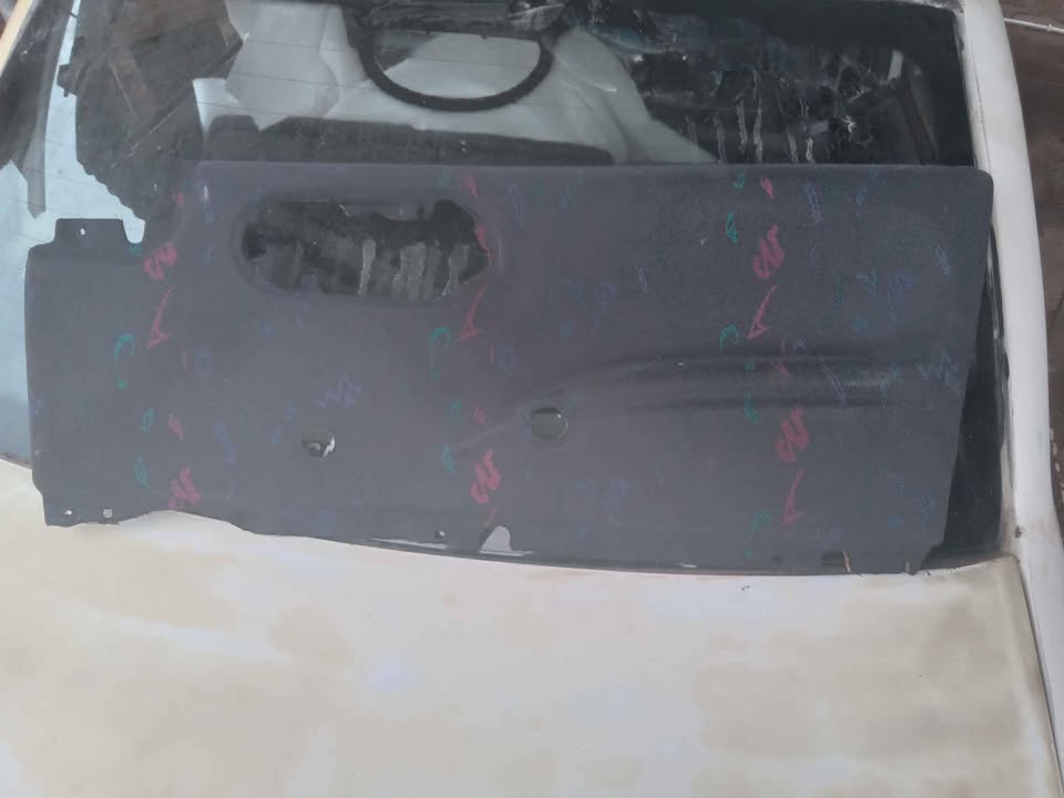 Opel corsa door panel - Private Seller Opel corsa door panel - Private Seller