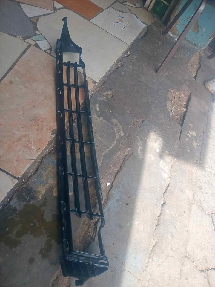 BMW X3 X4 FRONT LOWER GRILL GENUINE P/N - Private Seller BMW X3 X4 FRONT LOWER GRILL GENUINE P/N - Private Seller