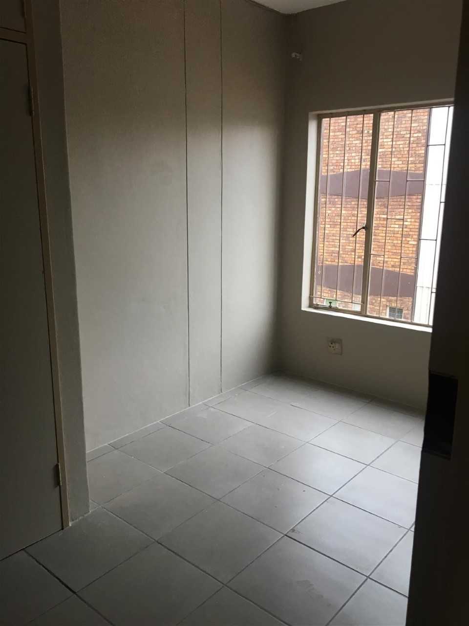 1 Bedroom Flat Available Immediately In Pretoria West Rent Is R3700 Deposit Is 1 Month S Rent Water And Electricity Is Prepaid Call Tshidi Malete