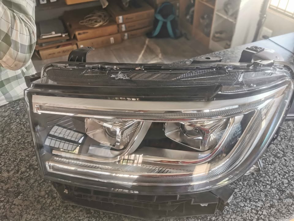 Gwm P series left headlight - Private Seller Gwm P series left headlight - Private Seller