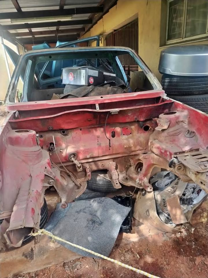 VW Caddy Bakkie Stripping - Private Seller VW Caddy Bakkie Stripping - Private Seller