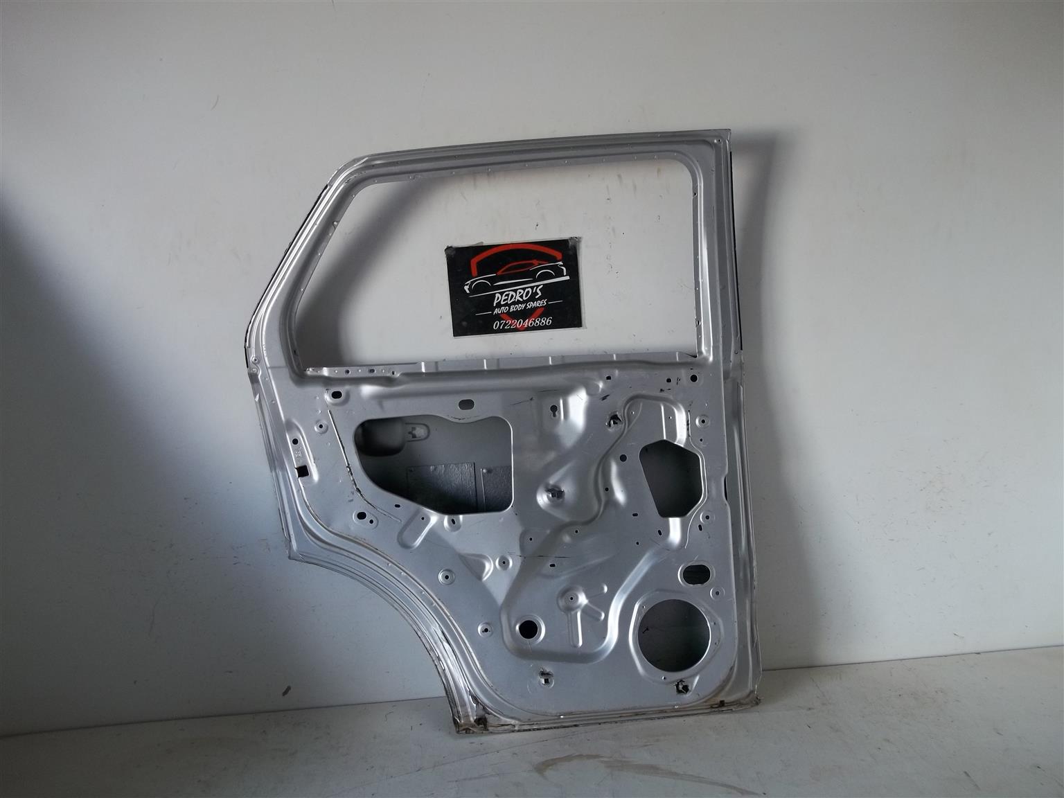 Ford Everest (U268) '03-'09 left rear door - Private Seller Ford Everest (U268) '03-'09 left rear door - Private Seller