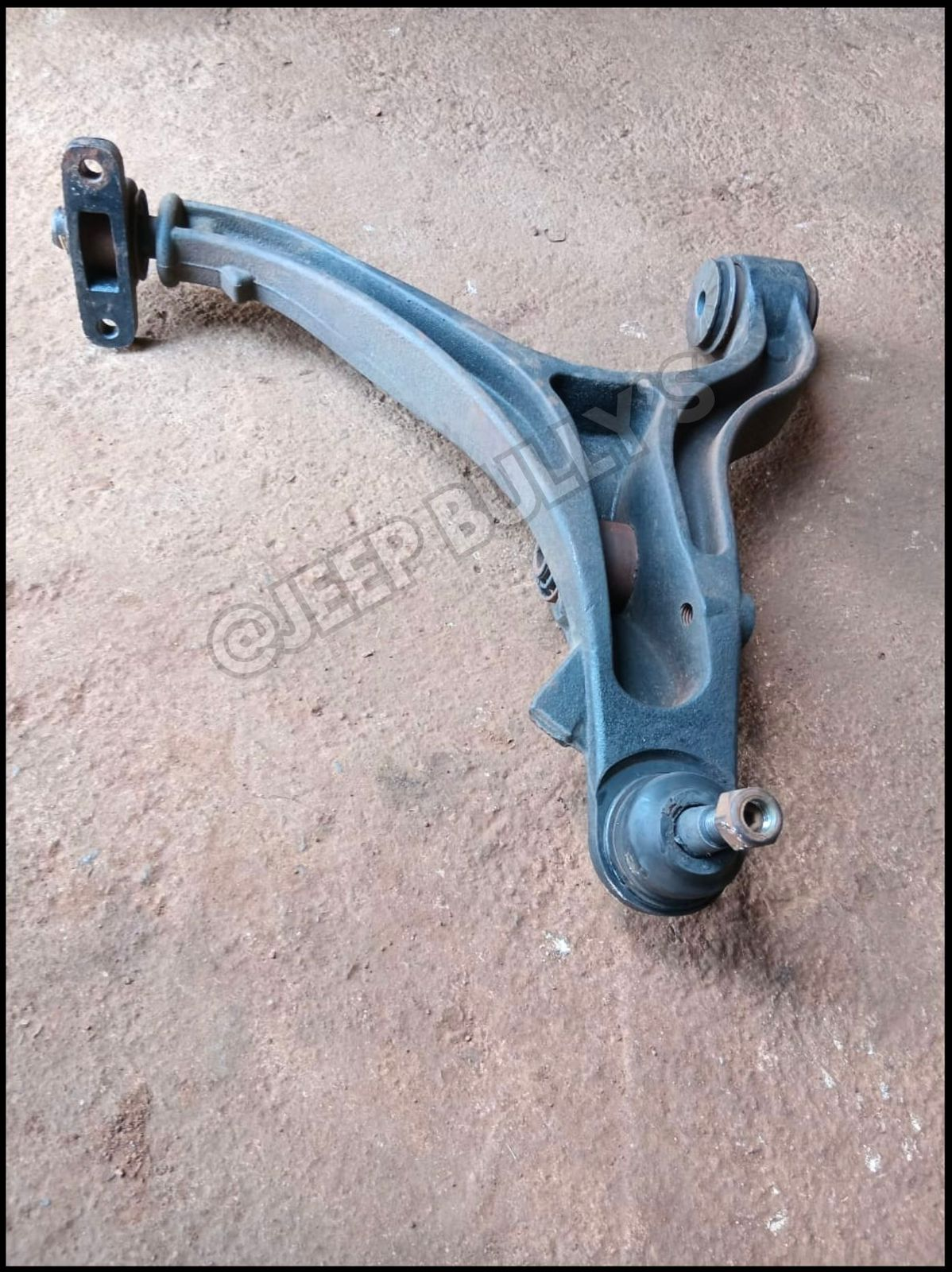 Jeep Grand Cherokee Wk1 L/S Control Arm - Private Seller Jeep Grand Cherokee Wk1 L/S Control Arm - Private Seller