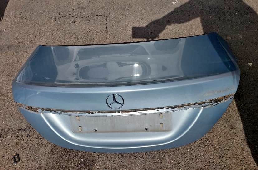 Mercedes-Benz W205 Tailgate bootlid