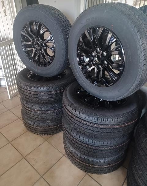18inch Ford Stormtrack/Thunder original mags with new 265/60/18 Continental Cros - Private Seller 18inch Ford Stormtrack/Thunder original mags with new 265/60/18 Continental Cros - Private Seller