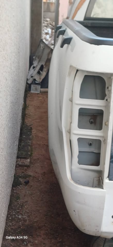 Ford ranger loadbin