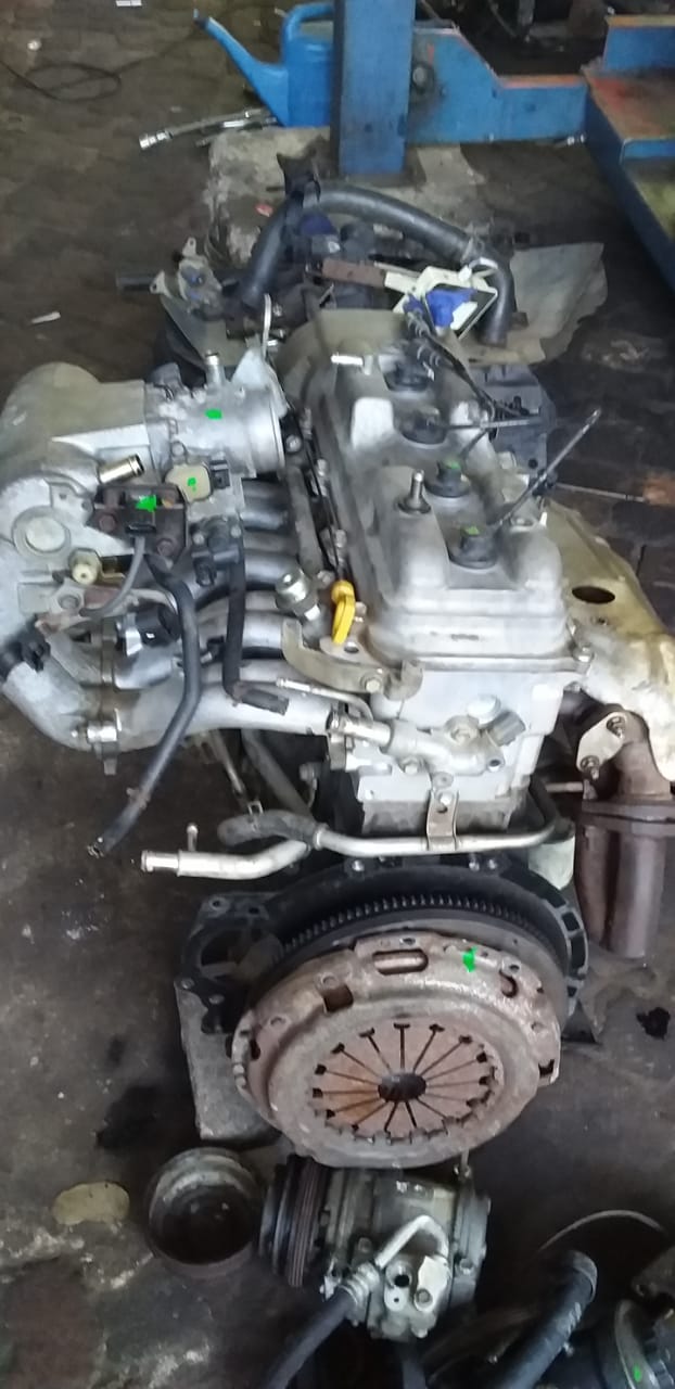 Toyota Hilux 3rz Complete Engine - Private Seller Toyota Hilux 3rz Complete Engine - Private Seller