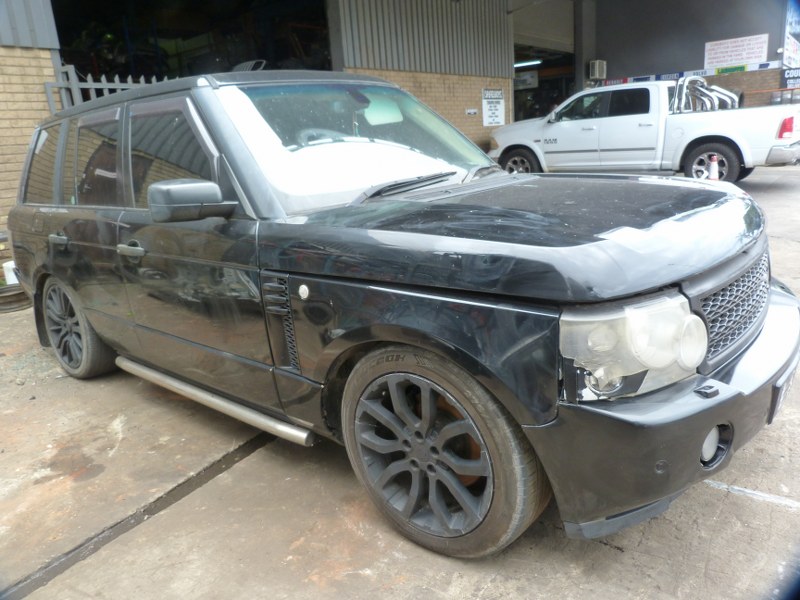 Land Rover Range Rover Sport 4.4 V8 AT Black - 2006 SPARES - Private Seller Land Rover Range Rover Sport 4.4 V8 AT Black - 2006 SPARES - Private Seller