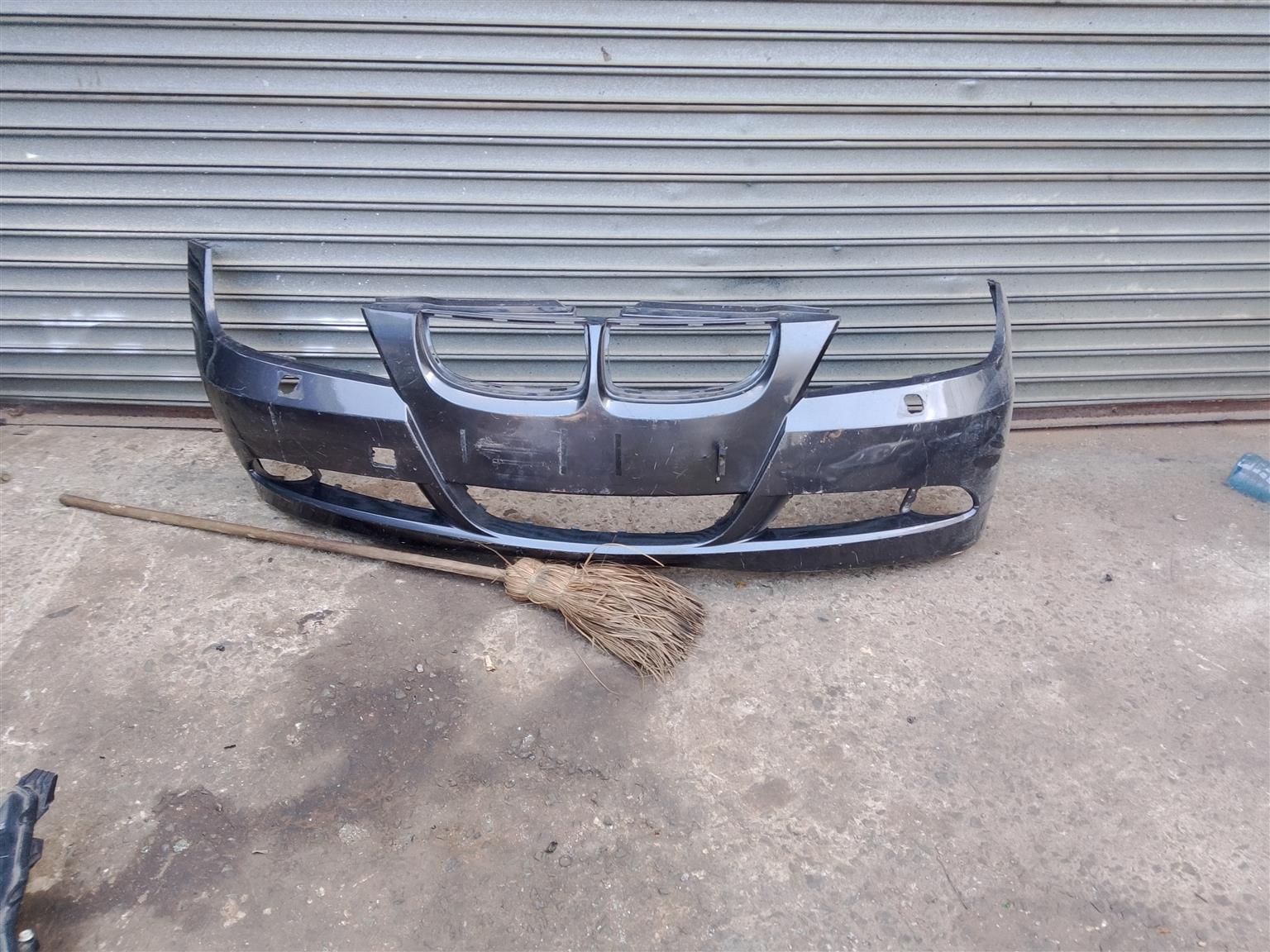 BMW E90 bumper front - Private Seller BMW E90 bumper front - Private Seller