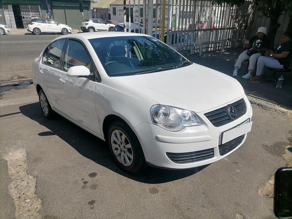 2009 Volkswagen polo Classic 1.6 Sedan