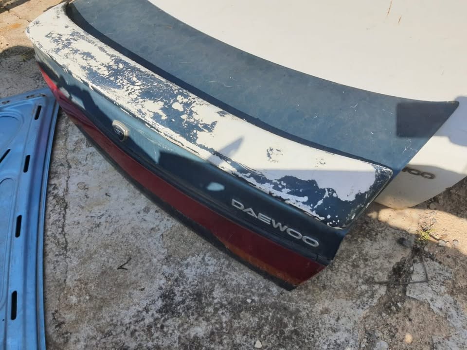 Daewoo Espero Bootlid - Private Seller