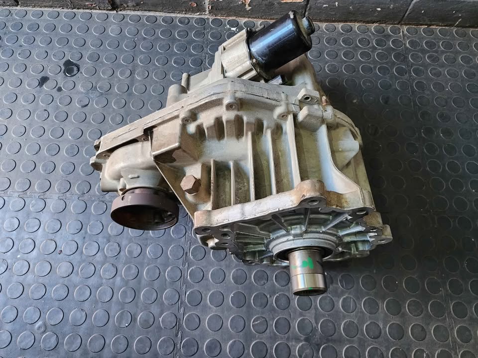 JEEP 3.6 TRANSFER CASE - Private Seller