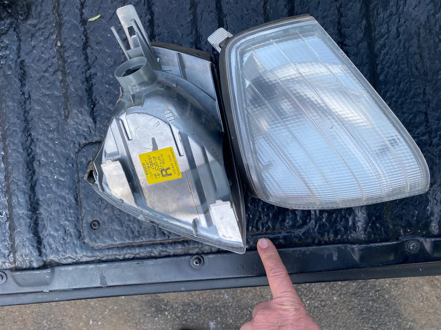 Mercedes Benz corner light Merc SL - Private Seller