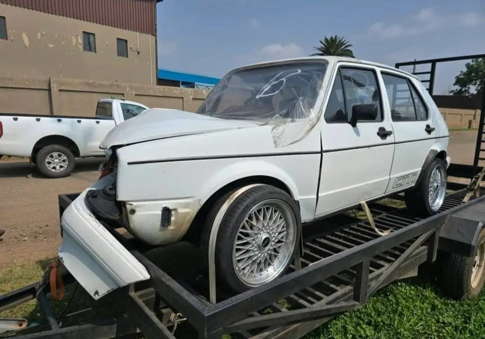 VOLKSWAGEN CITI GOLF STRIPPING FOR SPARE/PARTS - Private Seller VOLKSWAGEN CITI GOLF STRIPPING FOR SPARE/PARTS - Private Seller