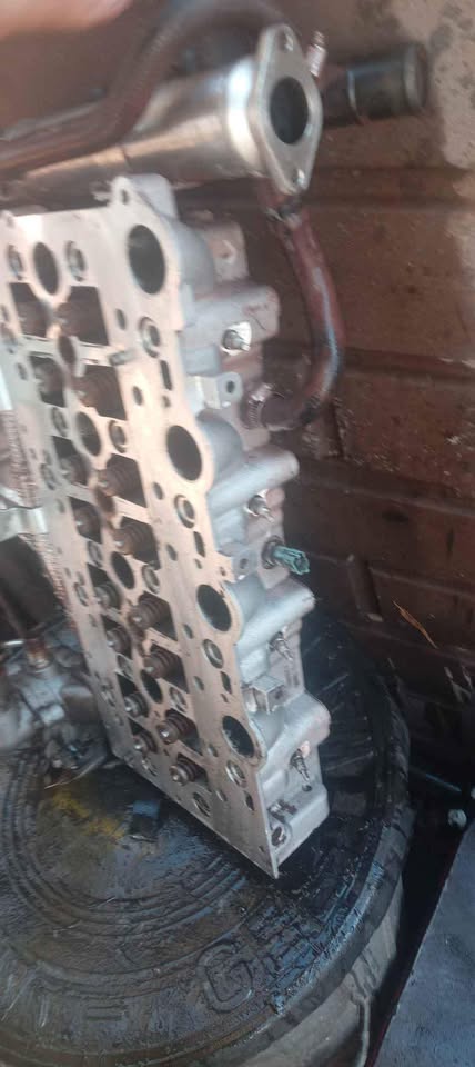 Maxus v80  engine parts