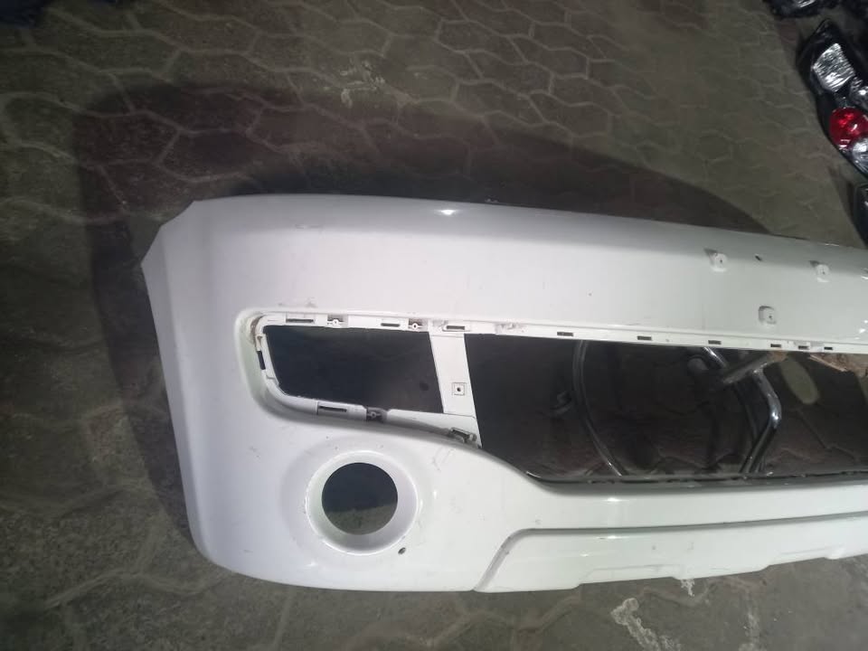 2010 - Unward GWM STEED 5 Bakkie Front Bumper. - Private Seller 2010 - Unward GWM STEED 5 Bakkie Front Bumper. - Private Seller
