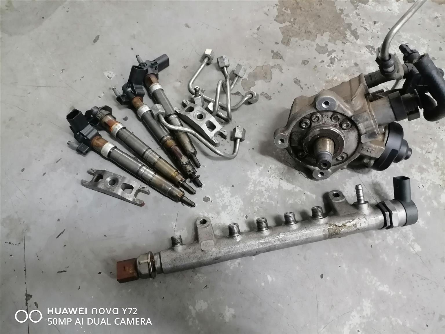 Vw 132 kw komi. Injectors. Fuel rail. High pressure is pump - Private Seller Vw 132 kw komi. Injectors. Fuel rail. High pressure is pump - Private Seller
