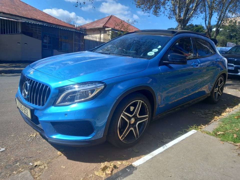 2016 Mercedes Benz AMG 4MATTIC GLA 250 PETROL, AUTOMATIC,  BLUE, 95000KMS SUNROOF