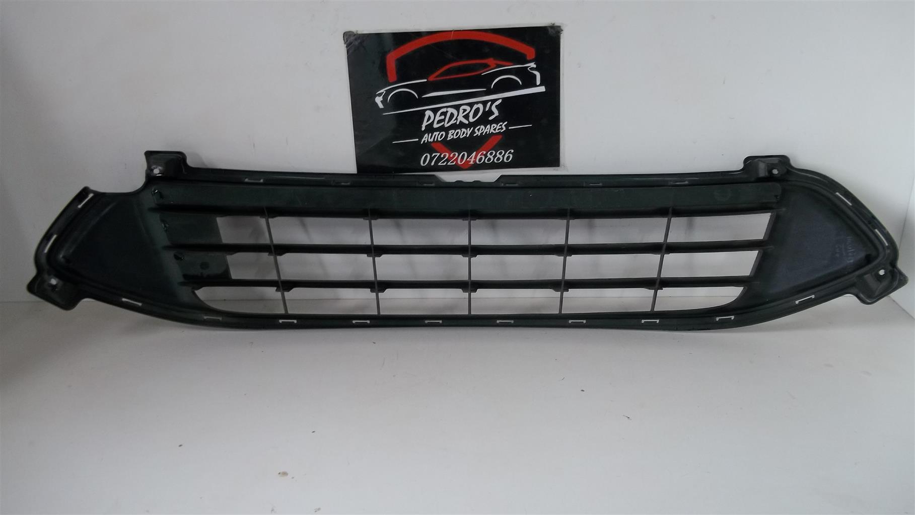 Hyundai Accent grille - Private Seller