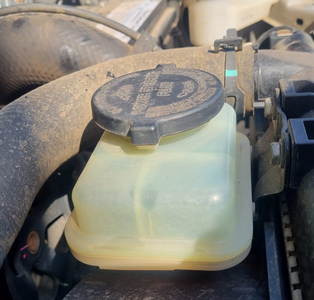"Used Toyota Fortuner Antifreeze Bottle - Private Seller "Used Toyota Fortuner Antifreeze Bottle - Private Seller