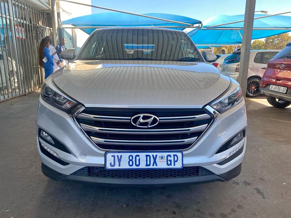 2016 HYUNDAI TUSCON 2.0 MANUAL