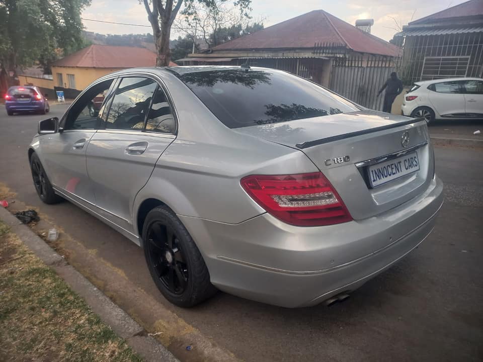 2013 MERCEDES BENZ C180 PETROL, AUTOMATIC, MILEAGE 114000KMS, SILVER COLOR