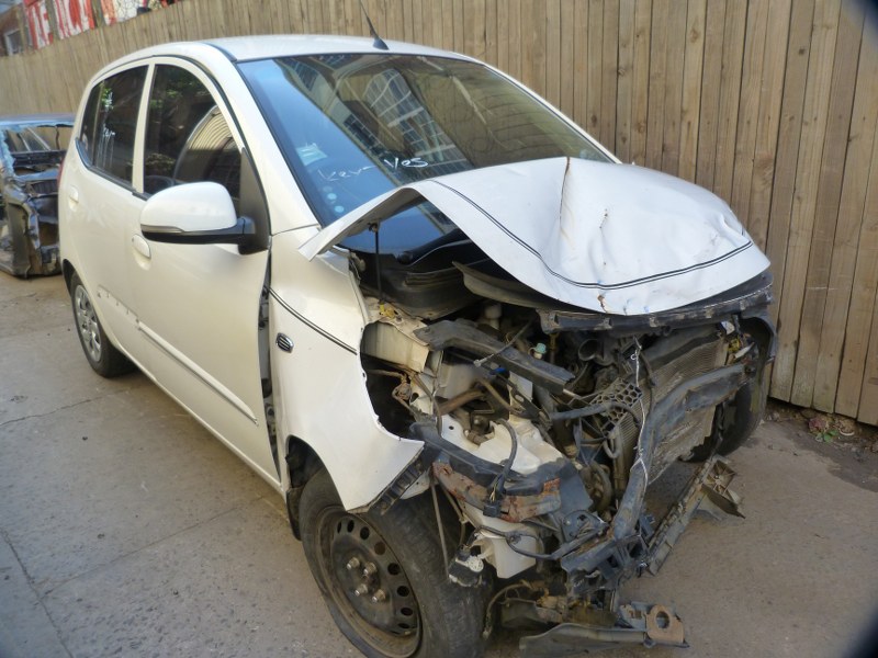 Hyundai i10 1.1 GLS Motion Manual White - 2017 STRIPPING FOR SPARES - Private Seller Hyundai i10 1.1 GLS Motion Manual White - 2017 STRIPPING FOR SPARES - Private Seller