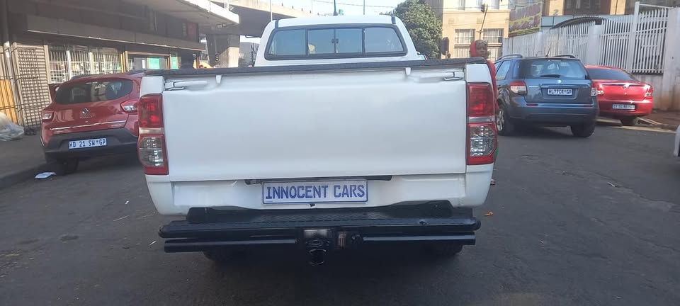 2012 TOYOTA HILUX 2.5D 4D DIESEL MANUAL, 4X2 HIGH RAIDER SINGLE CAB, WHITE COLOUR, 147000KM