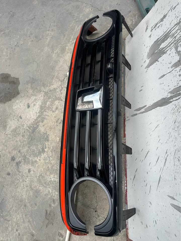 GWM TANK 300 MAIN GRILLE - Private Seller GWM TANK 300 MAIN GRILLE - Private Seller
