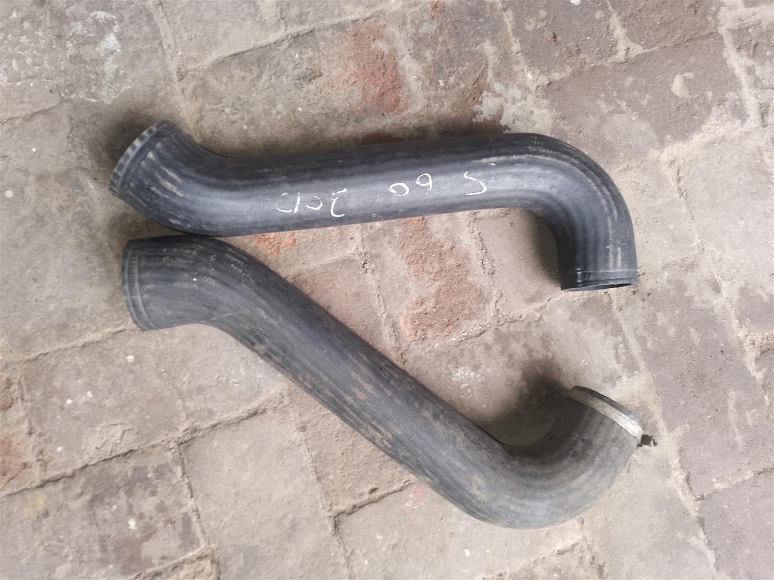 S40 V50 2.5 T5 VOLVO INTERCOOLER RADIATOR PIPE FOR SALE DELIVERY AVAILABLE - Private Seller S40 V50 2.5 T5 VOLVO INTERCOOLER RADIATOR PIPE FOR SALE DELIVERY AVAILABLE - Private Seller