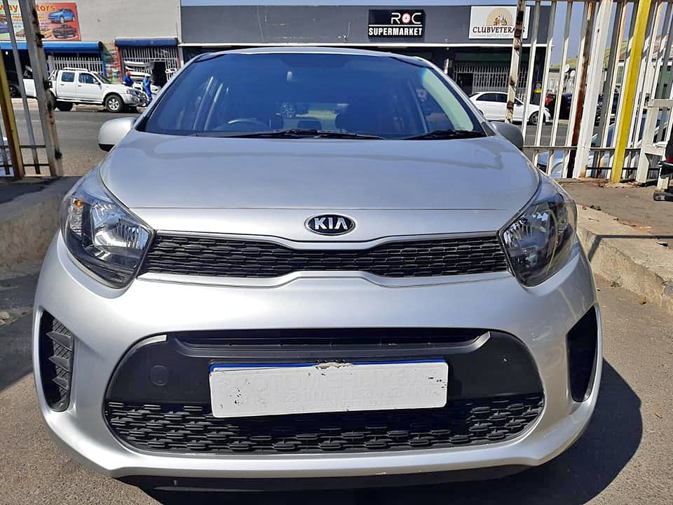 2021 Kia Picanto 1.0 with a Service book