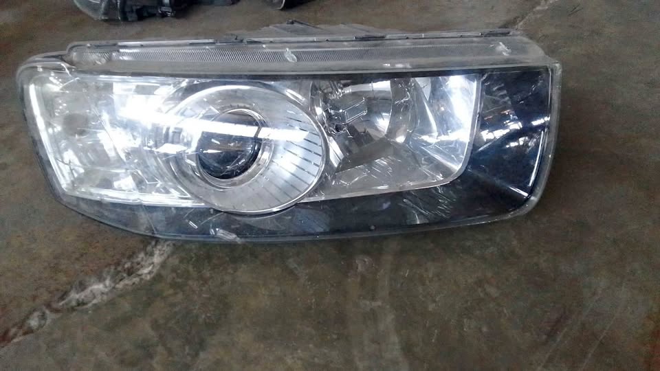 Chevrolet captiva headlight