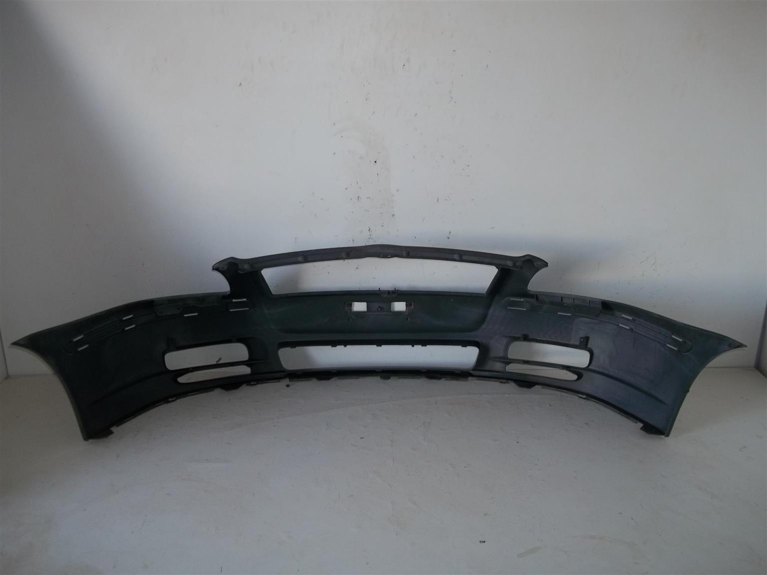 Toyota Avensis (T25) '03-'06 front bumper (OEM) - Private Seller Toyota Avensis (T25) '03-'06 front bumper (OEM) - Private Seller