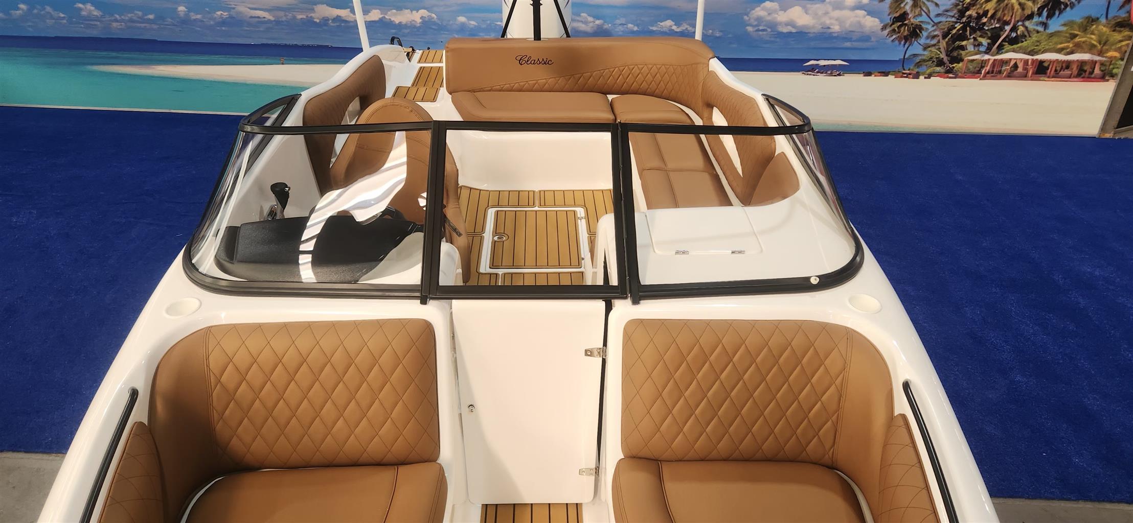 CLASSIC 230 2025 MODEL 300 HP SUZUKI 4 STROKE DBW