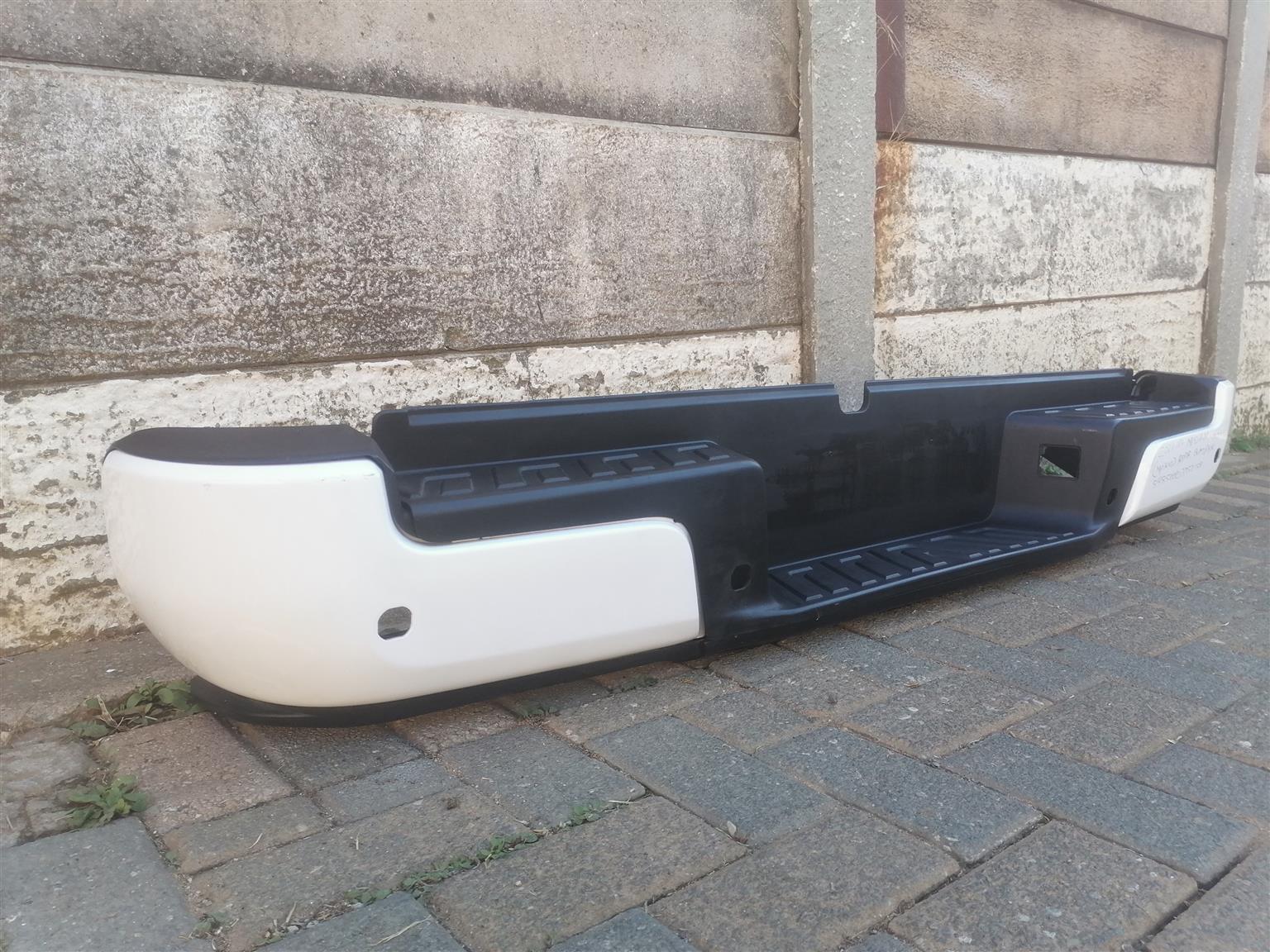 nissan navar rear bumper - Private Seller