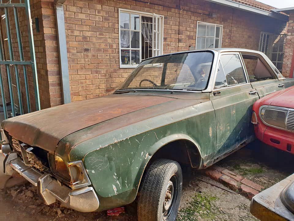 Ford 20m stripping for spares - Private Seller